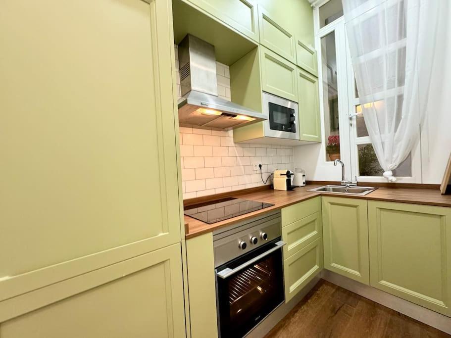 Cozy Beautiful Flat City Center Apartment มาดริด ภายนอก รูปภาพ